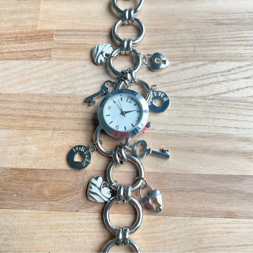 Charter club ladies charm bracelet fashion watch NEW BATTERY